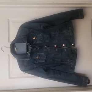 Jean jacket size small